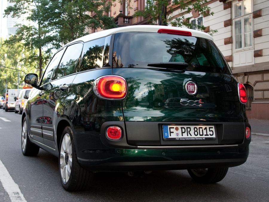  Fiat 500L Living 2013 года  (фото 14 из 34)